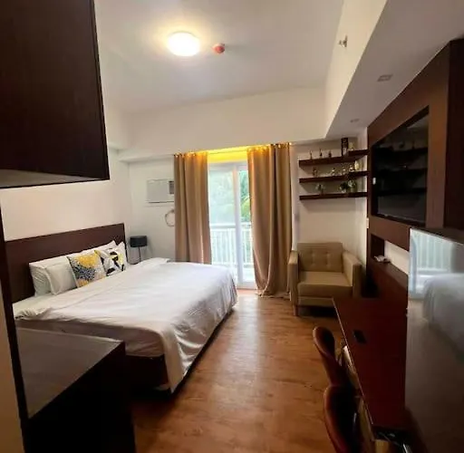 212b Amani Grand Residences Near Mactan Airport With Pool, Gym, Wifi, Netflix