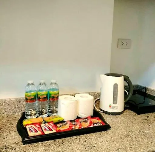 アパート 212b Amani Grand Residences Near Mactan Airport With Pool, Gym, Wifi, Netflix