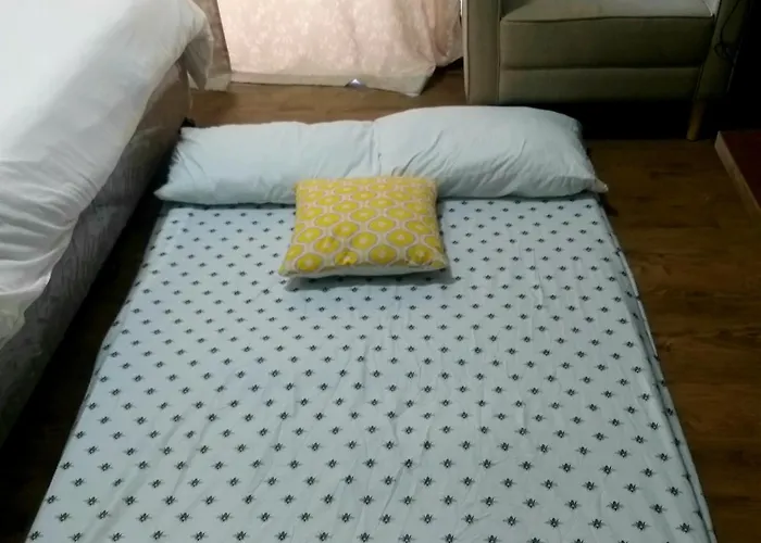 212b Amani Grand Residences Near Mactan Airport With Pool, Gym, Wifi, Netflix マクタン